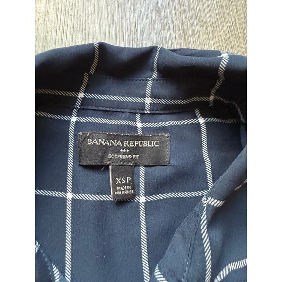 Banana Republic Blouse, Navy Blue White, Size XSP, Button down back, V Neck - Picture 3 of 5